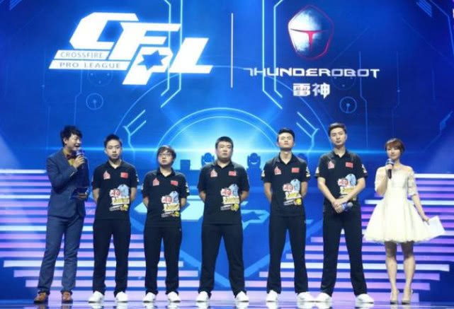 icon 谈论了他的复出试训： LPL 现在中场球员仍然非常短缺，有人问我有没有想法！